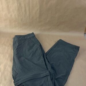 Columbia Women’s Gray Transformer Pants (Size 10)